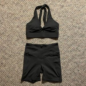 Oasis PureLuxe HW Crossover Shorts 6” with Oasis Twist Medium Impact Sports Bra